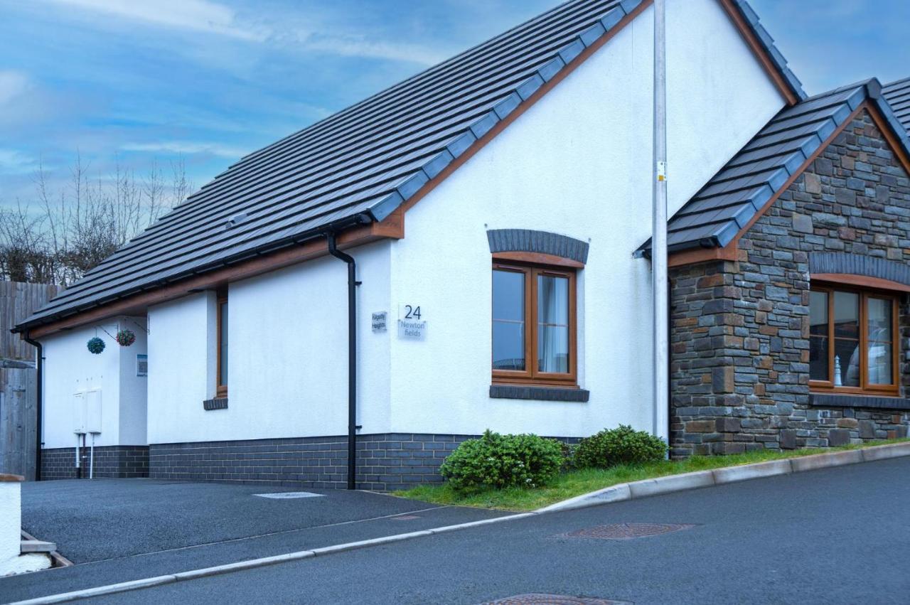 Kilgetty Heights - 2 Bedroom Cottage - Kilgetty Begelly Exterior foto